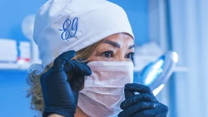 Mastering Infection Control with Isolation Gowns in ICU Settings