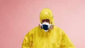 How Does a Taped Seams Trauma Gown Stop Fluids?