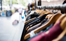 hangers-g9d988e38e_1920 hangers-g9d988e38e_1920